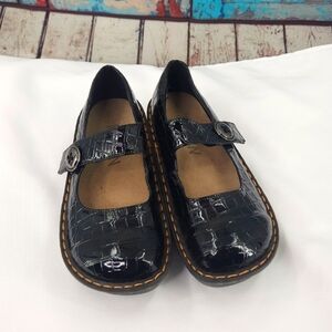 Kagen Mary Janes Embossed Faux Croc Shoes
